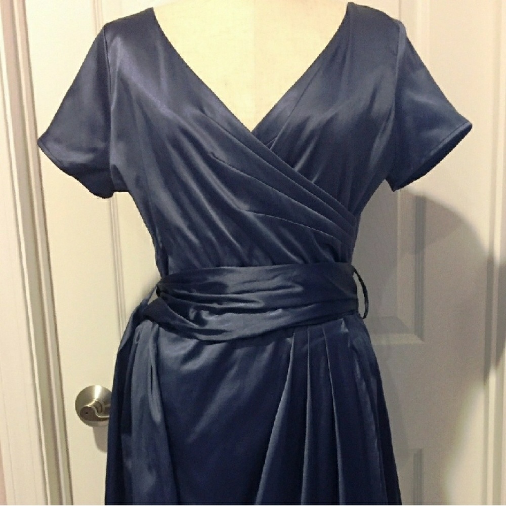 Pin up style wrap dress